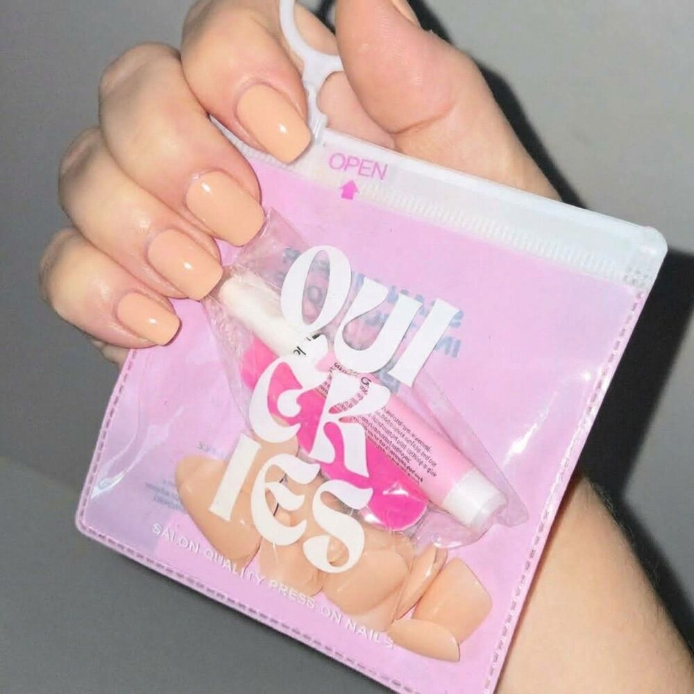 QUICKIES PRESS ON NAILS Neutral/Nude With Glue 24 Nails & File/Buffer NEW IN BOX